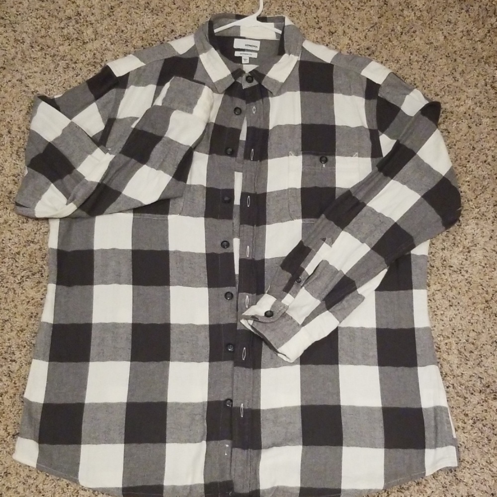 Good Condition Collared Button Down Shirt